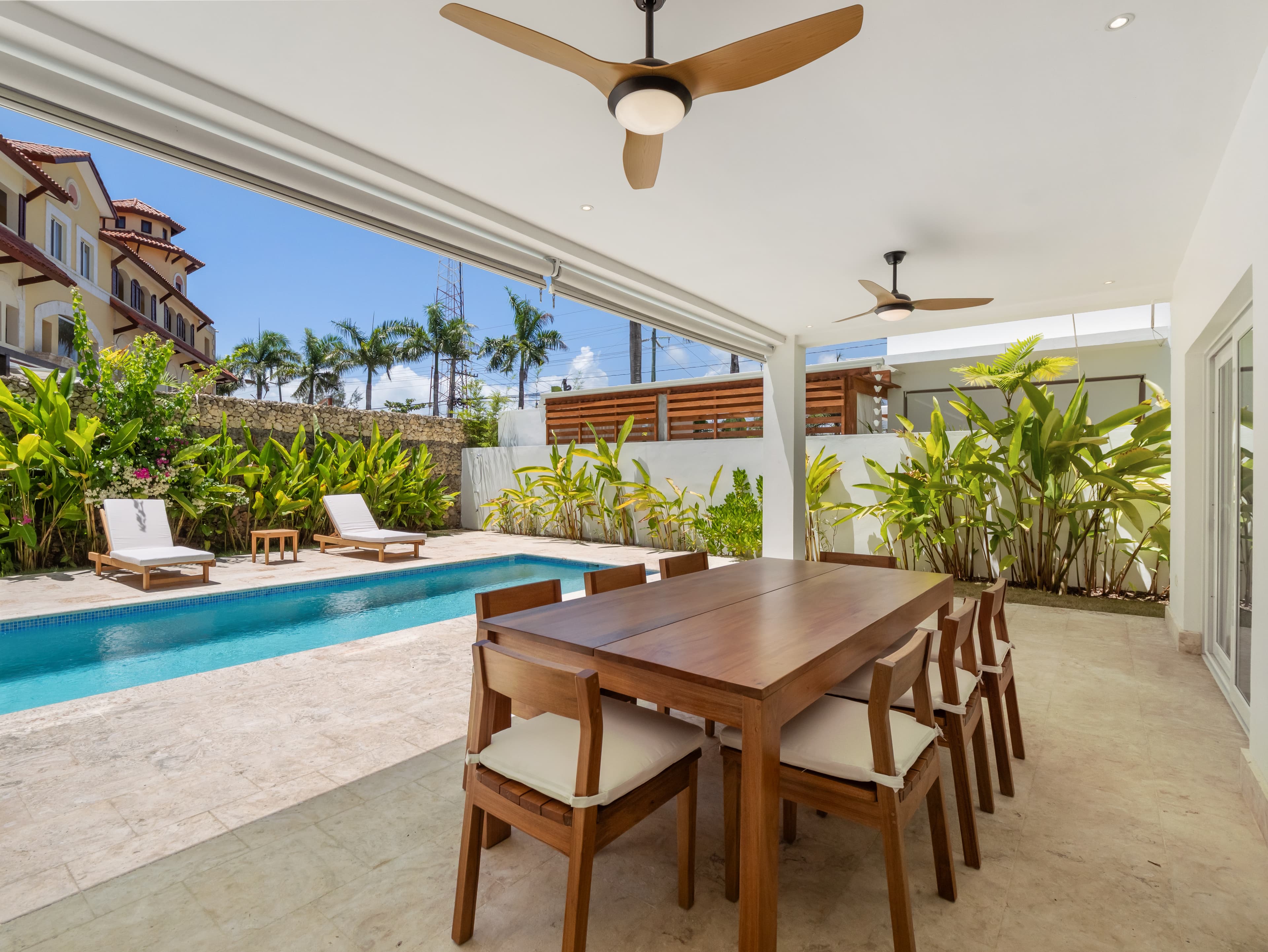 The Solara Residence thumbnail 13